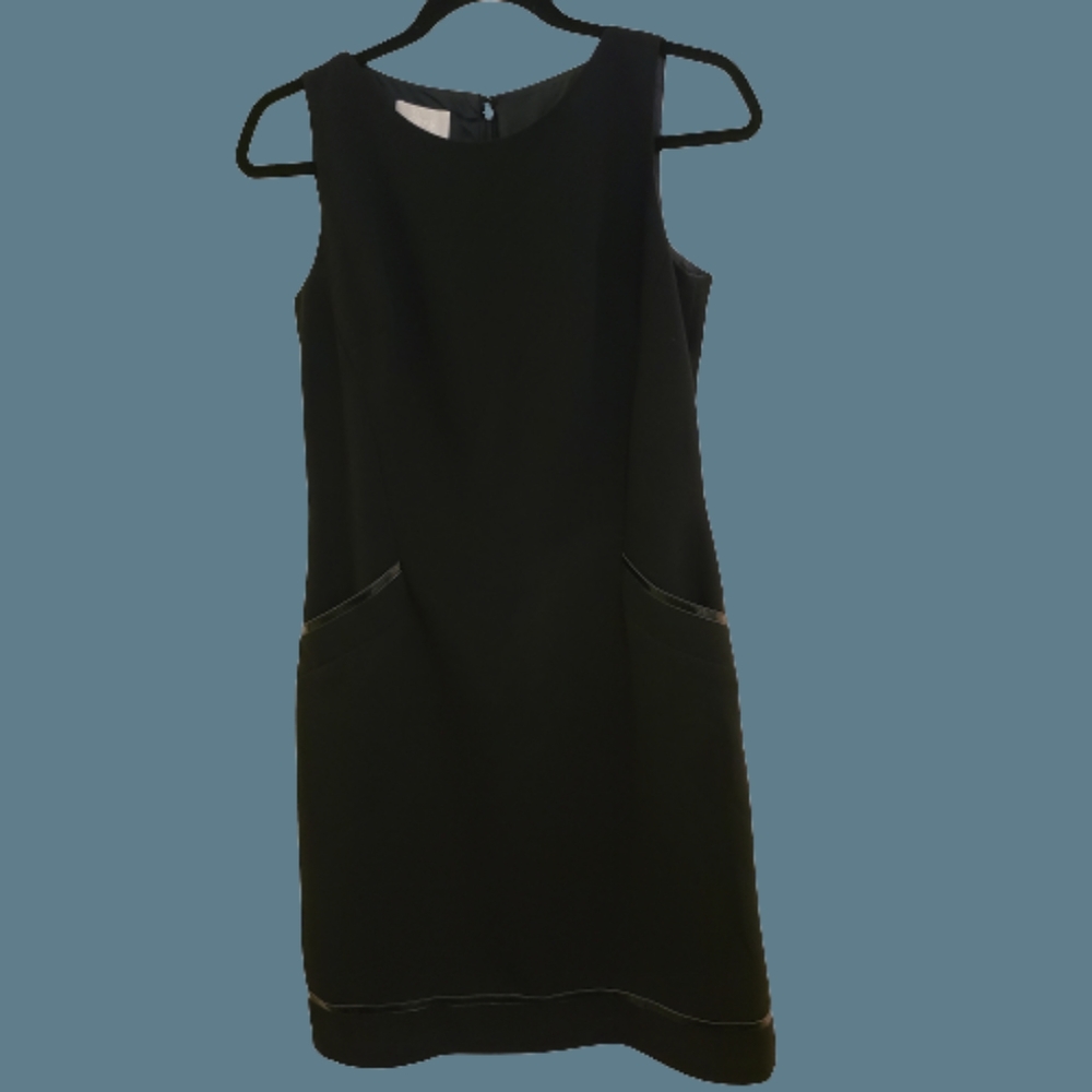 Donna Morgan Professional Sheath Dress